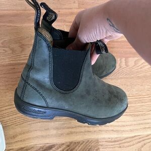 womens blundstones